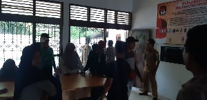 Protes Pemilihan Keuchik, Warga Geudong-Geudong Datangi Kantor Camat
